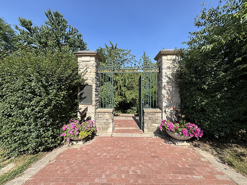 Alexander Muir Memorial Gardens